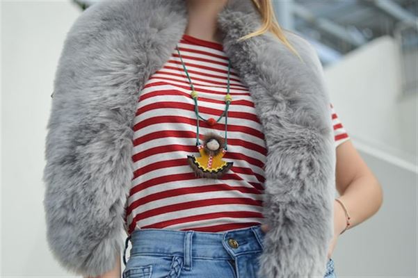 Stilfuld elegance: stribede striktrøjer til enhver lejlighed